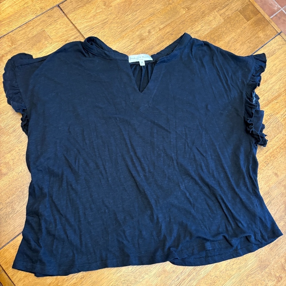 Chelsea & Theodore Black T-Shirt Blouse Plus Size 2X Ruffles